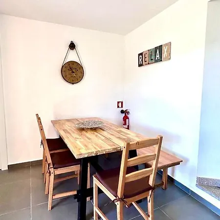 Holiday home Casa Amarela -