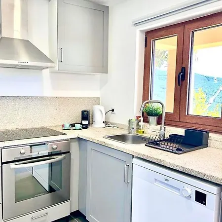 Holiday home Casa Amarela -