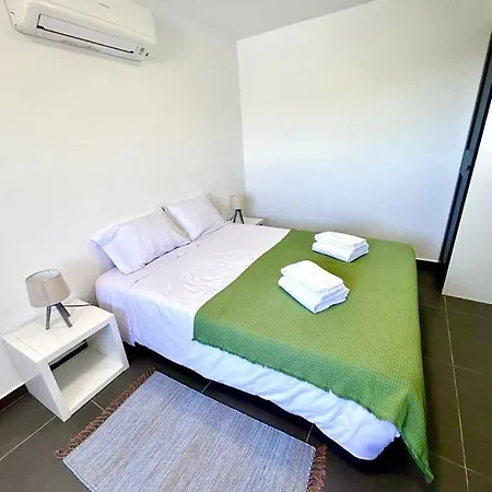 Holiday home Casa Amarela -